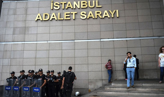 istanbul-saray- turkey-court