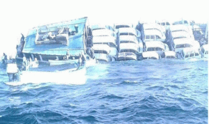 غرق سفينة هندية تحمل مساعدات إلى اليمن
