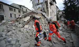 أكثر من 40 هزة إرتدادية ليلاً في إيطاليا بعد الزلزال