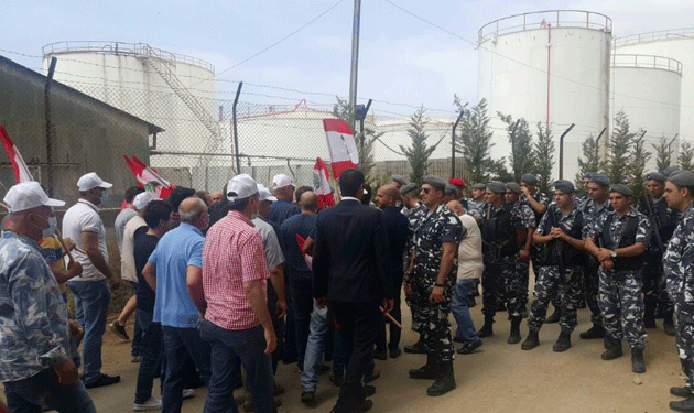 kataeb-party-protest-burj-hammoud-landfill