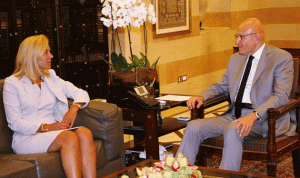 سلام التقى كاغ ووزير الدولة للشؤون الخارجية في الهند