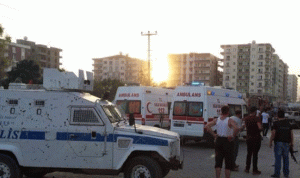 إصابات في انفجار استهدف سيارة للشرطة التركية في ماردين