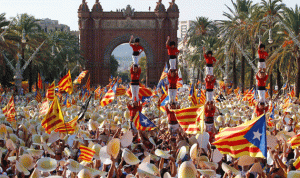تظاهرات حاشدة مؤيدة لإنفصال كاتالونيا عن إسبانيا