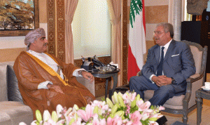 المشنوق: أزمات السير لا تحل بأفكار شعبوية