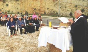 بوجودة ترأس قداس العيد عند كوع الصليب في زغرتا