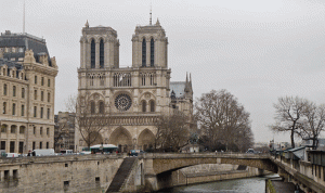توقيف شخصين بعد العثور على سيارة مليئة بقوارير غاز في باريس