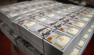 ارتفاع الدولار بعد إفلات كلينتون من اتهامات “الإيميل”