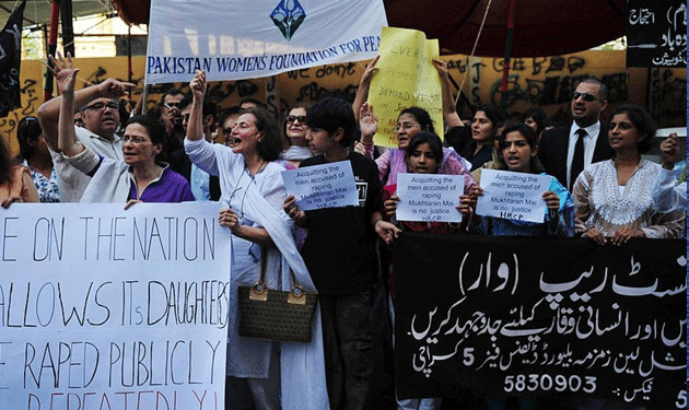 pakistan-women-protest