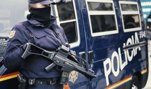 الشرطة الإسبانية تعتقل إمامي مسجد يروّجان لـ”داعش”
