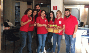 “ألفا” تطلق حملة لدعم مزارعي التفاح
