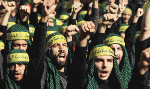 “حزب الله” يظهر في حلّة جيش نظامي في القصير