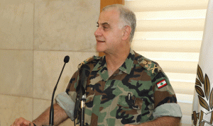 ممثل قهوجي في توزيع كتاب عن الشرق الاوسط: لتعزيز قوة الجيش