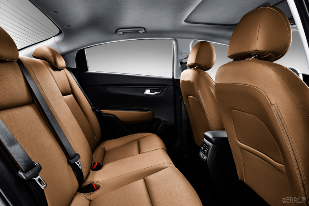 2017-kia-k2-rear-seats