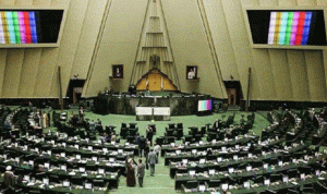 إيران… اعتقال 12 مسؤولاً بينهم مفاوضون بتهم التجسس