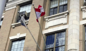 قنصل لبنان في بوسطن: رفع العلم اللبناني في 10 مدن أميركية