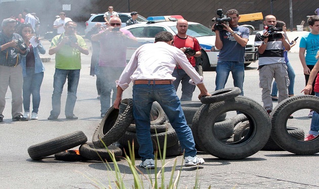 lebanese-army-hostage-parents