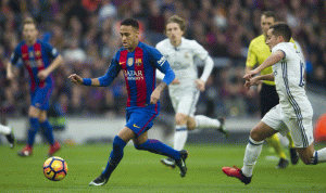تعادل بنكهة الفوز… ريال مدريد يحرج برشلونة ويبقى من دون خسارة