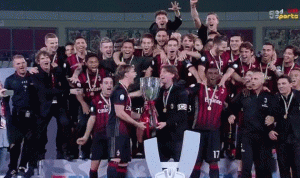 بالصور والفيديو… ميلان يتوج بطلا لكأس السوبر الإيطالي