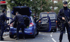 الشرطة الإسبانية تعتقل متطرفين وتضبط ذخائر