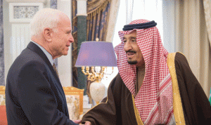 ماكين في الرياض لتعزيز العلاقات بين أميركا والسعودية