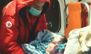 مولودة سورية خامسة في سيارة إسعاف