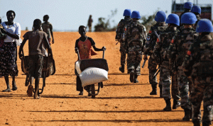 مصر تنفي مزاعم قصفها لمتمردي جنوب السودان