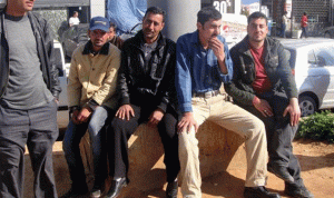 عمال البناء في بعلبك يحتجون على مزاحمة العمالة السورية