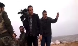 فيديو مسرّب: هكذا يخفي اعلام الأسد وجود مقاتلي “حزب الله”.. “تحدث بالسوري”!