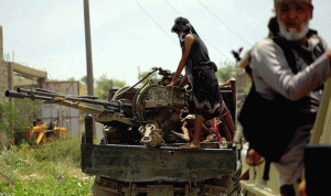 اليمن… القوات الشرعية تدفع بتعزيزات باتجاه لودر