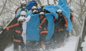 اليابان تحقق في انهيار جليدي أسفر عن 8 قتلى