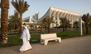 الكويت تعيد الجنسية إلى شخصيات معارضة
