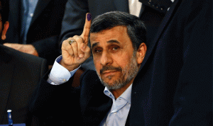رسالة من أحمدي نجاد إلى خامنئي!