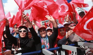 تركيا: استفتاء حاسم الأحد على شكل النظام