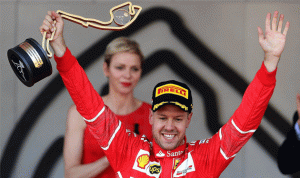 بالصور… فيتل يفوز بسباق جائزة موناكو الكبرى