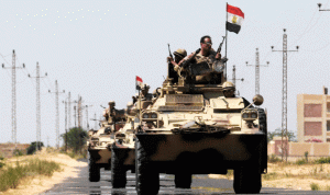 الجيش المصري يدمّر “قافلة خطيرة” على الحدود الغربية