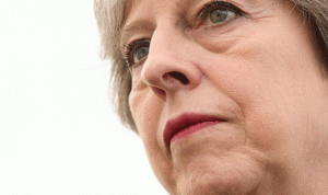 بريطانيا: وزراء يطالبون بـ”انقلاب ناعم” على ماي