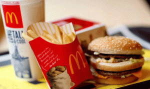 ماكدونالدز تقرر بيع سلسلة مطاعمها في روسيا