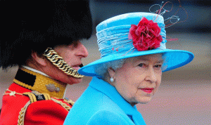 فضيحة تهرب ضريبي تطال الملكة البريطانية!
