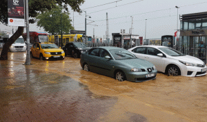 بالفيديو… إسطنبول تستيقظ على أمطار غير مألوفة!