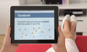 “فايسبوك” تستعد لإطلاق مساعدها الصوتي المنزلي