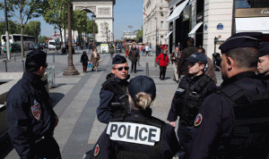 تراخيص بحمل سلاح لأشخاص مدرجين على لائحة التطرف في فرنسا