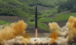 18 دقيقة و30 ثانية… مدّة رحلة صاروخ بيونغ يانغ الى غوام!