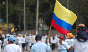 رئيس كولومبيا يعلن إنتهاء النزاع مع متمردي فارك