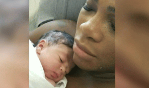 بالصورة والفيديو… سيرينا وليامز تقدم طفلتها!