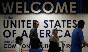 أميركا توقف إصدار بعض التأشيرات لأربع دول