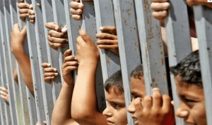 عهد التميمي و300 طفل فلسطيني غيرها بسجون إسرائيل