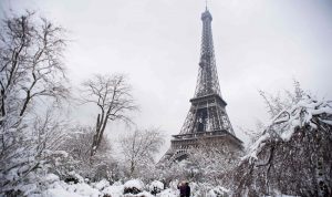 إلغاء 200 رحلة جوية في باريس