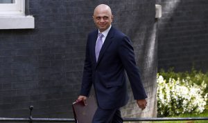 مسلم من أصل باكستاني على رأس الداخلية البريطانية