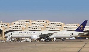 نجاة 151 راكبا من حادث طائرة في السعودية