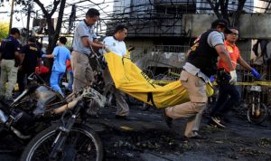 تفجير انتحاري يستهدف مقرا للشرطة في أندونيسيا